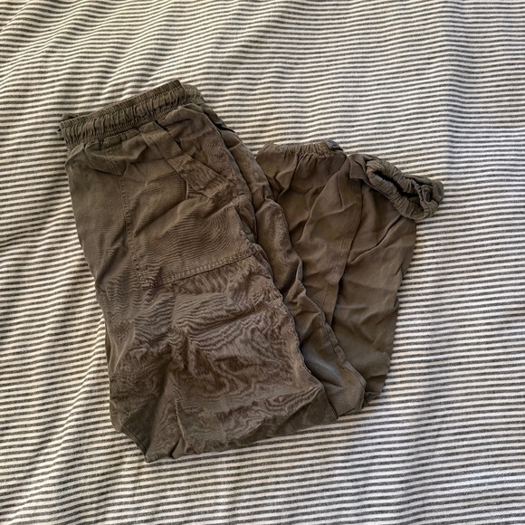 CJLA Linen Joggers - Picture 2 of 2